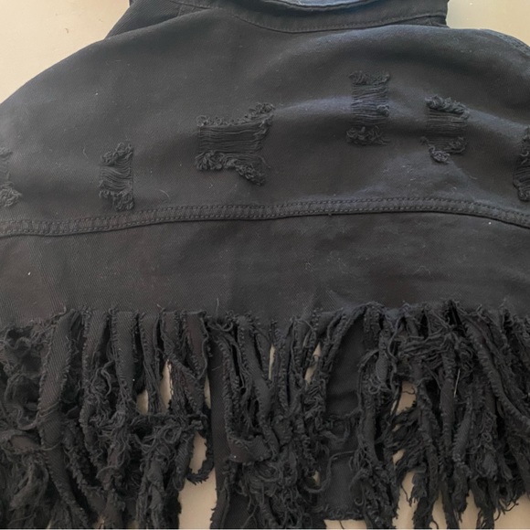 Distressed fringed black crop Jean jacket M - Picture 5 of 9